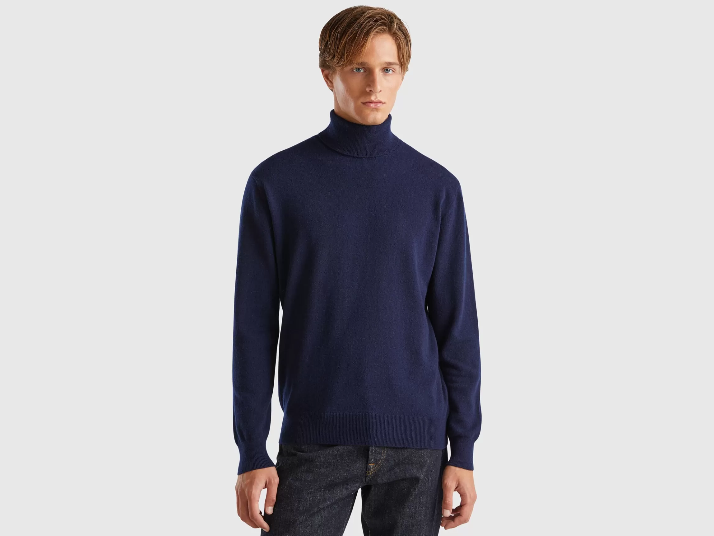 United Colors of Benetton Midnight blue turtleneck in pure cashmere