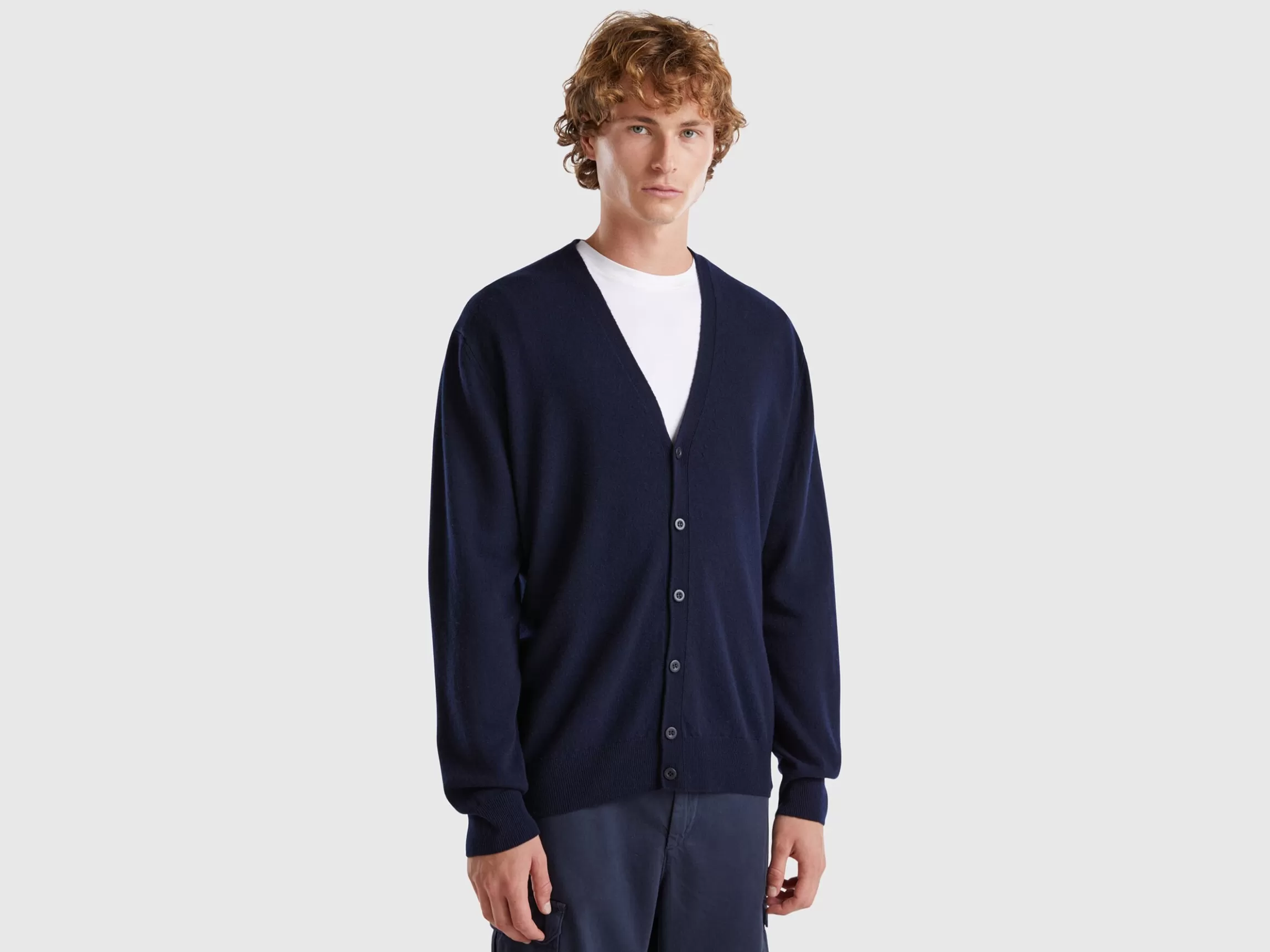 United Colors of Benetton Midnight blue V-neck cardigan in pure Merino wool