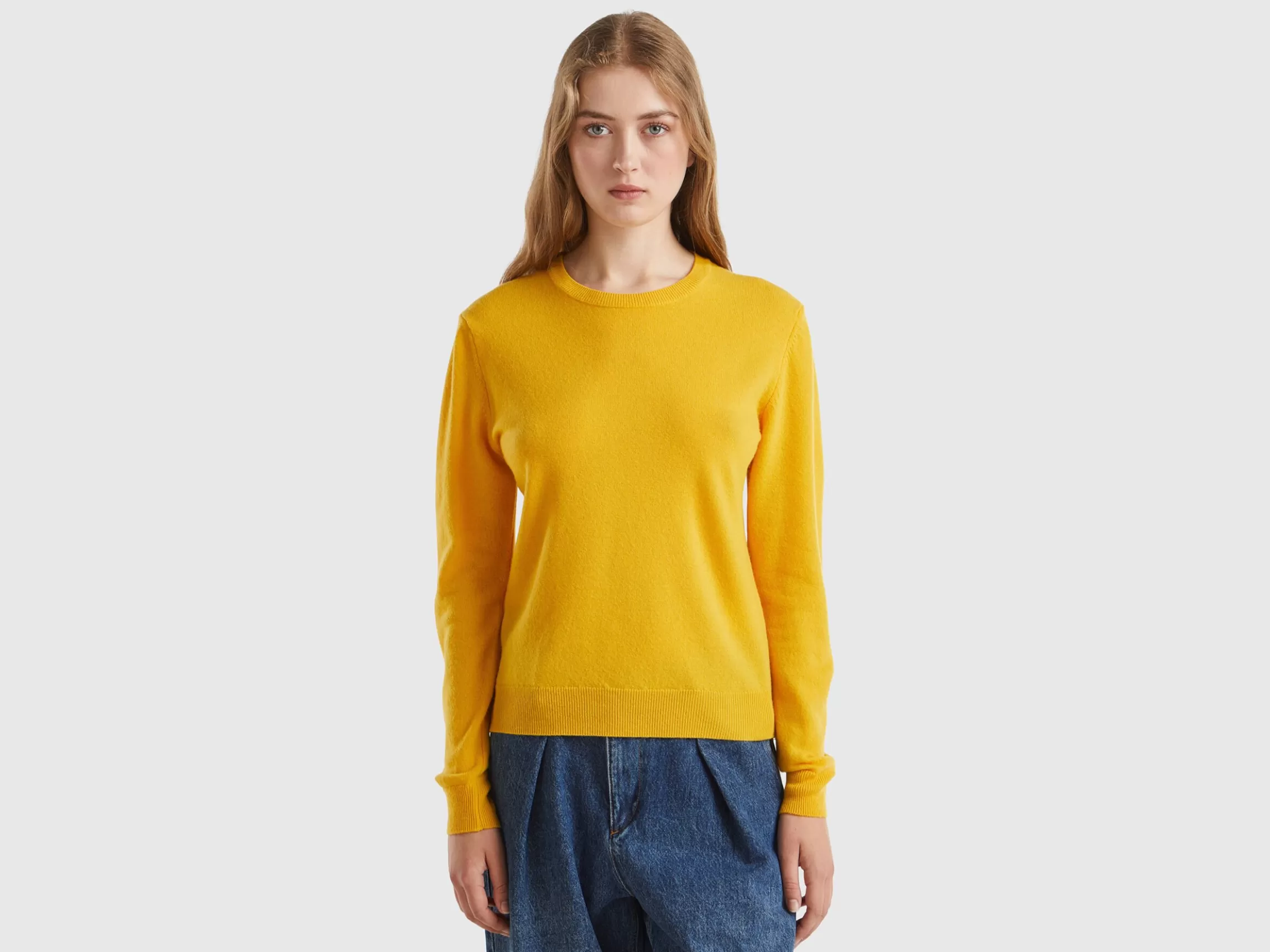 United Colors of Benetton Ochre yellow crew neck sweater in pure Merino wool