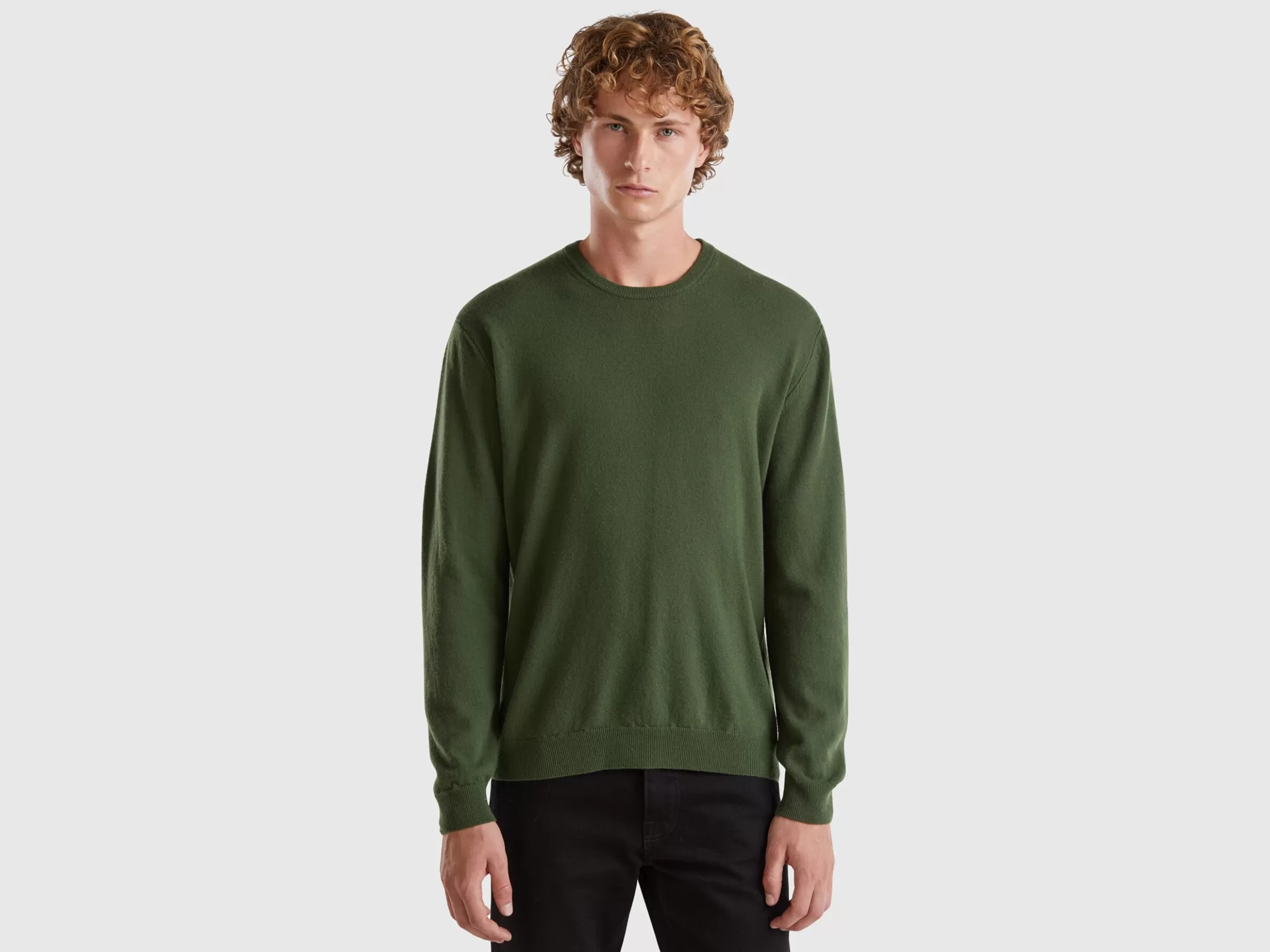 United Colors of Benetton crew neck sweater in pure Merino wool