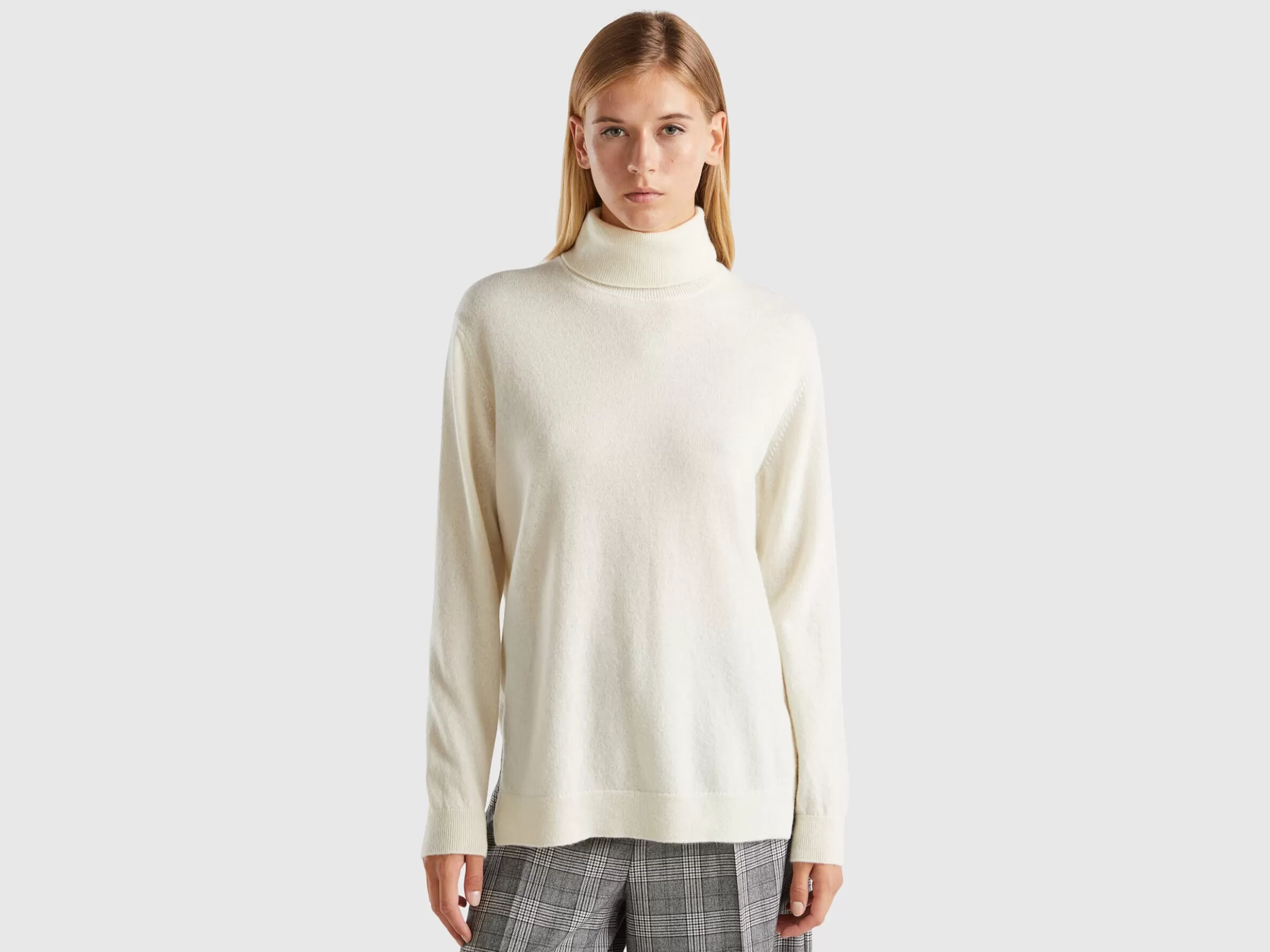 United Colors of Benetton Oversized fit turtleneck in pure cashmere