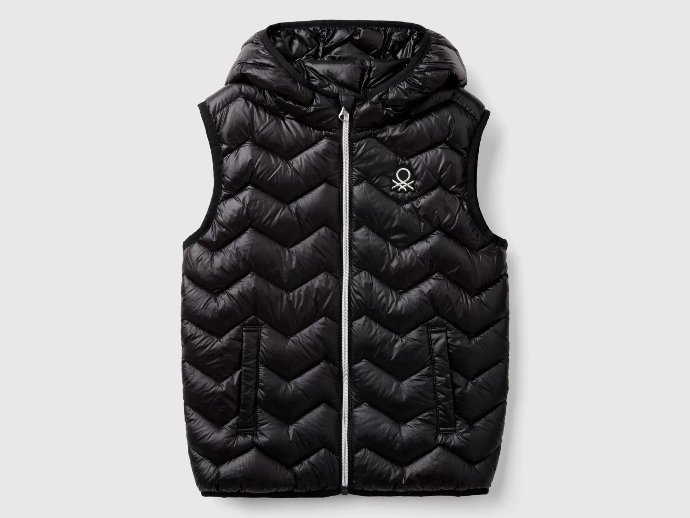 United Colors of Benetton Padded vest in 3D wadding with hood