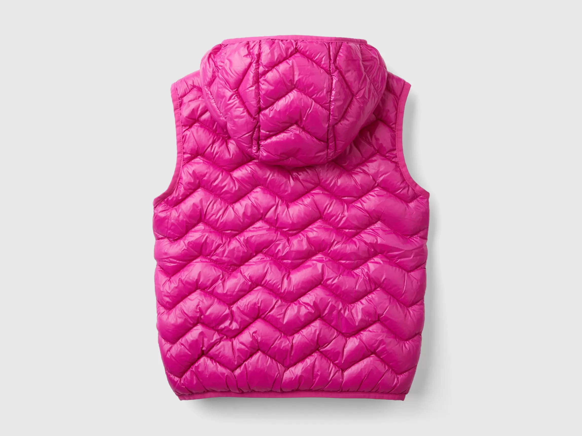 United Colors of Benetton Padded vest in 3D wadding with hood