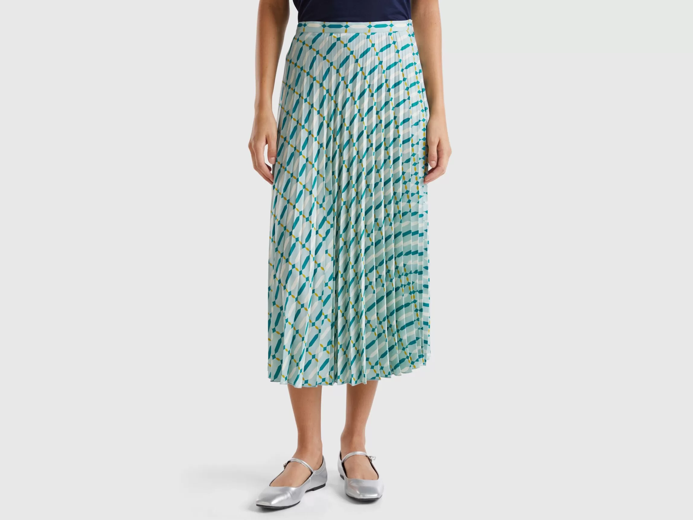 United Colors of Benetton Pleated skirt with geometric pattern