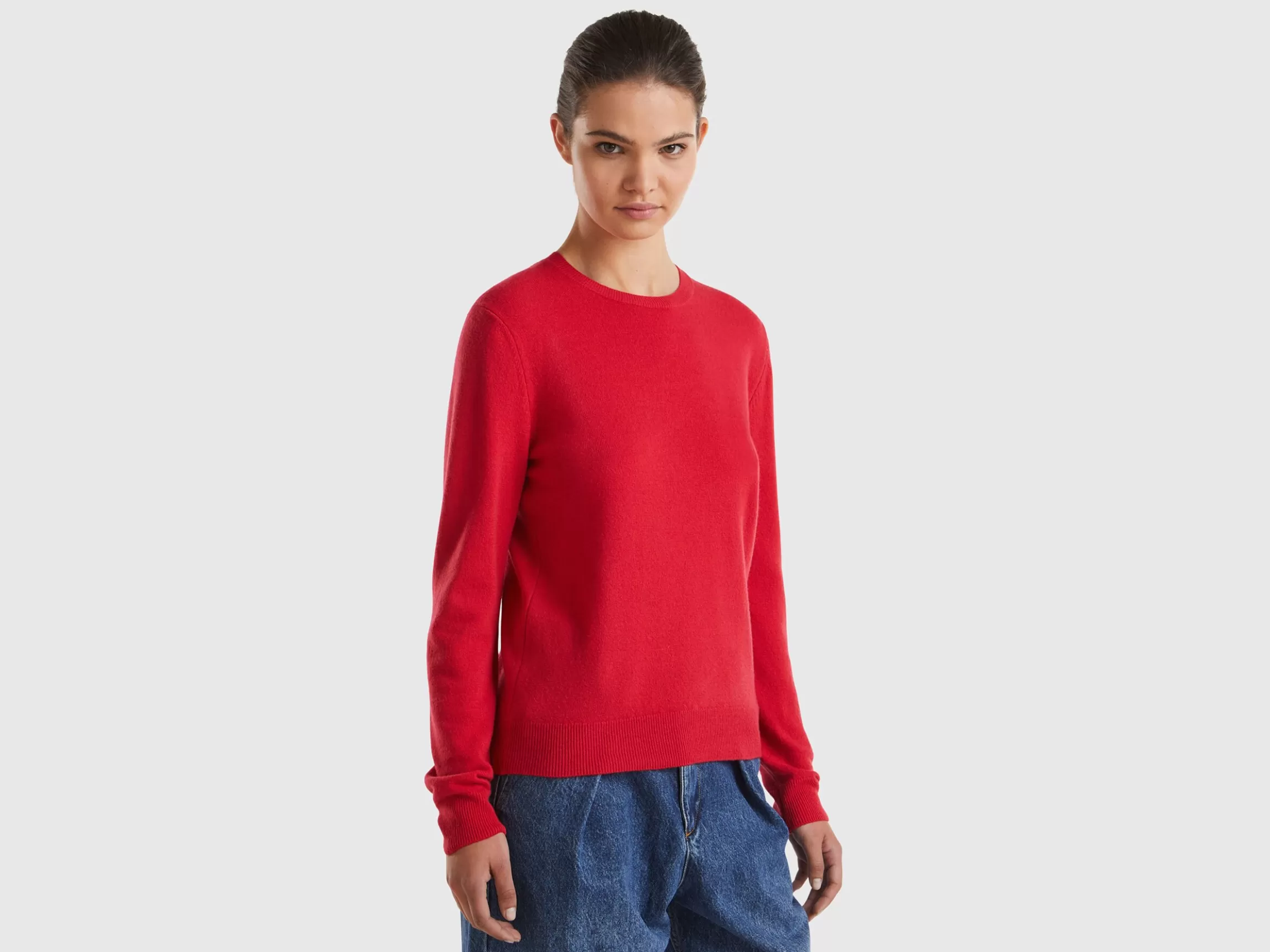 United Colors of Benetton plum crew neck sweater in pure Merino wool