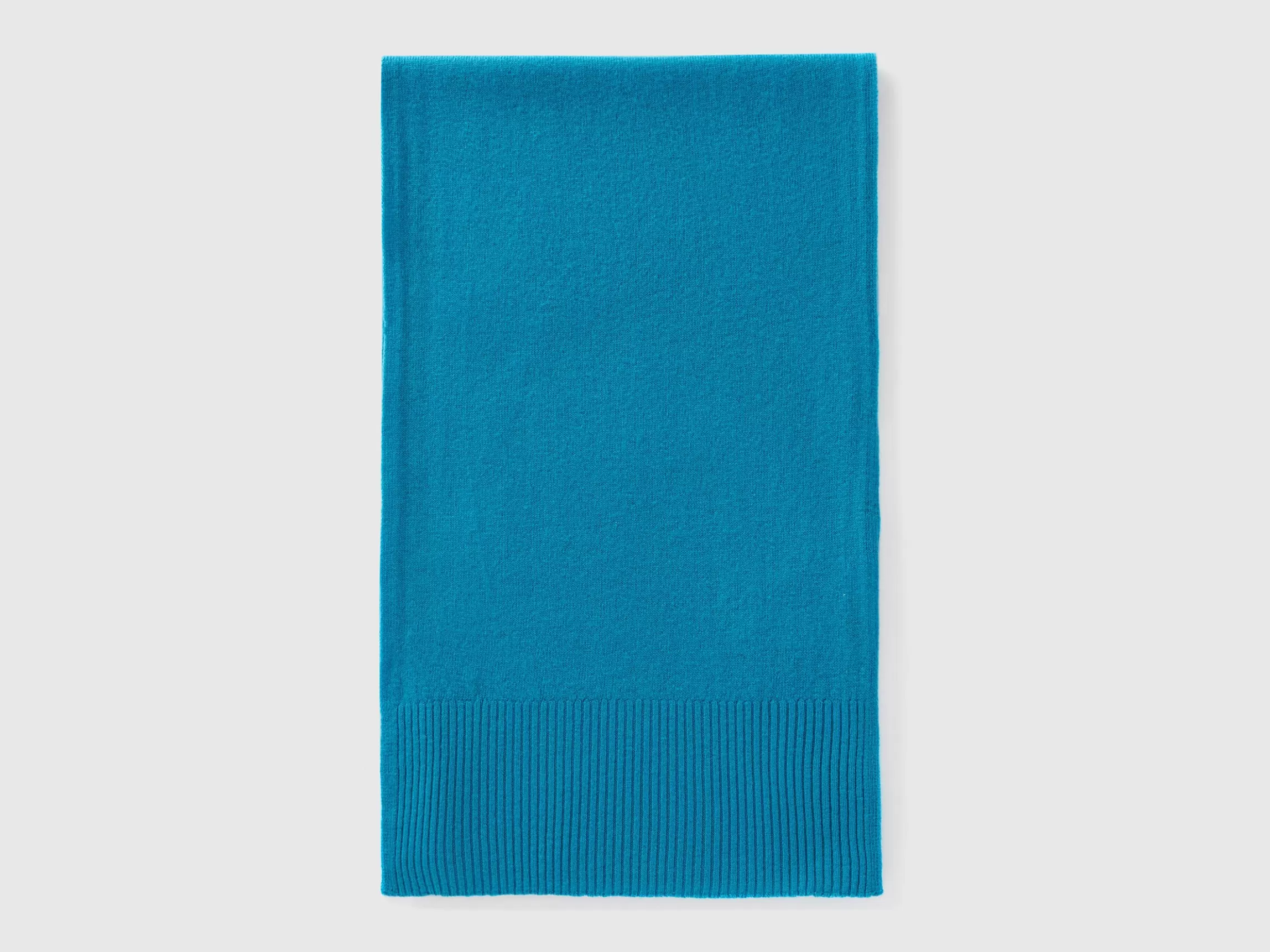 United Colors of Benetton Scarf in pure Merino wool