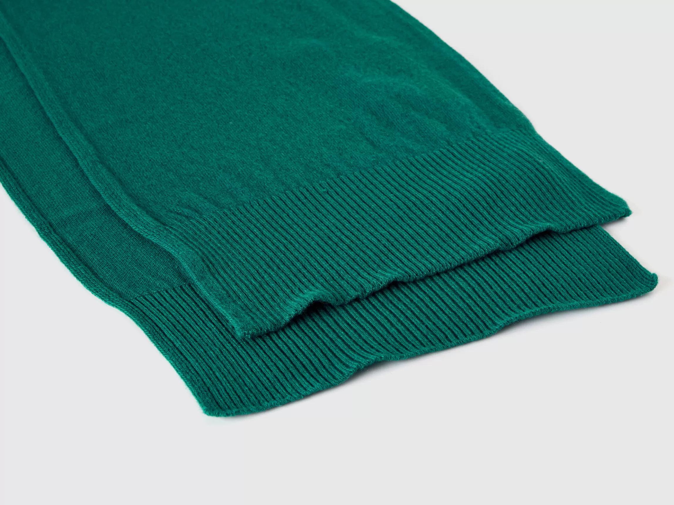 United Colors of Benetton Scarf in pure Merino wool