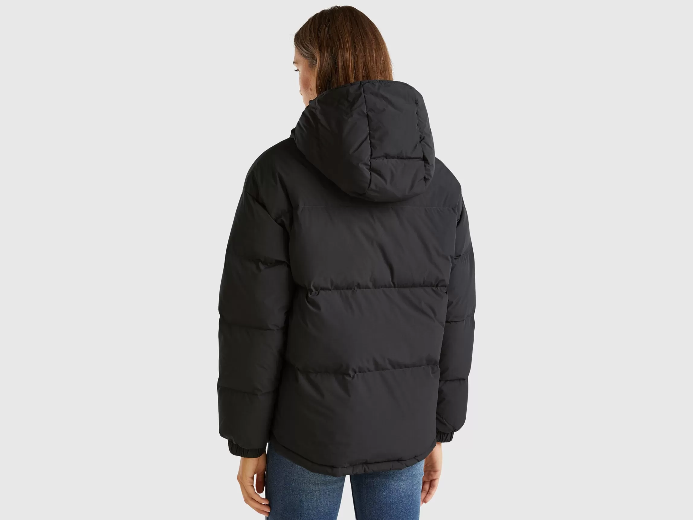 United Colors of Benetton Short puffer jacket padded with recycled feathers