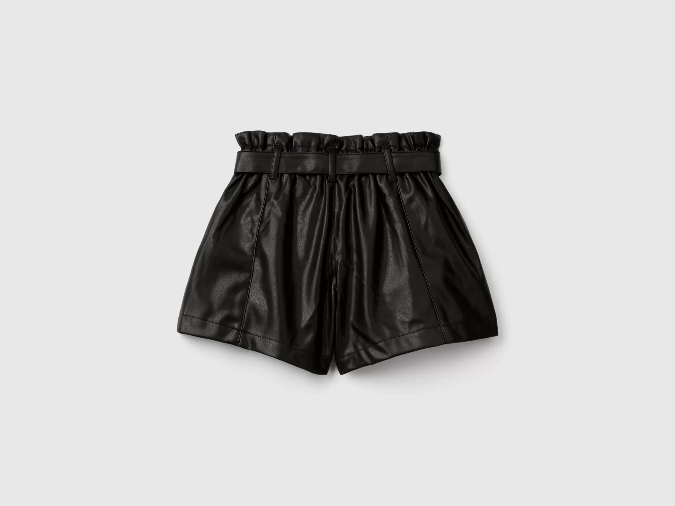 United Colors of Benetton Shorts in imitation leather