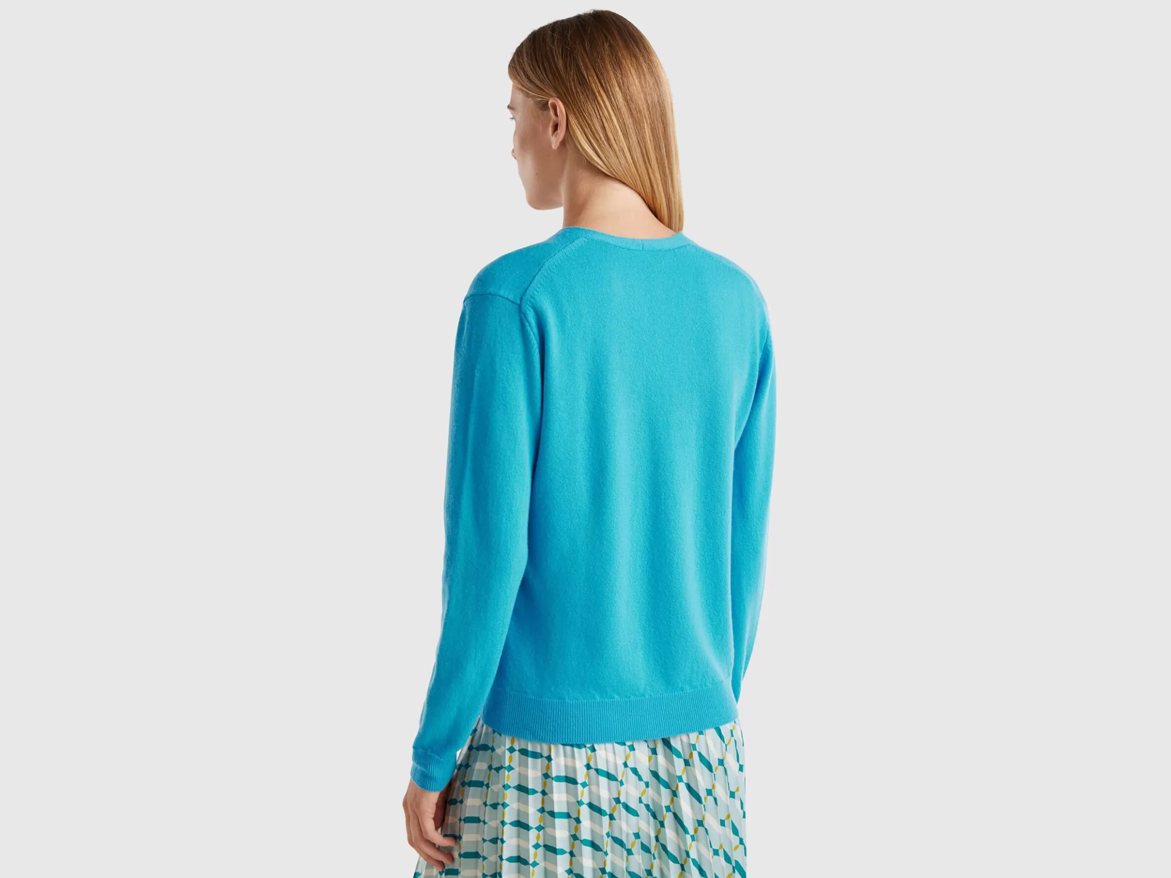 United Colors of Benetton Sky blue V-neck cardigan in pure Merino wool