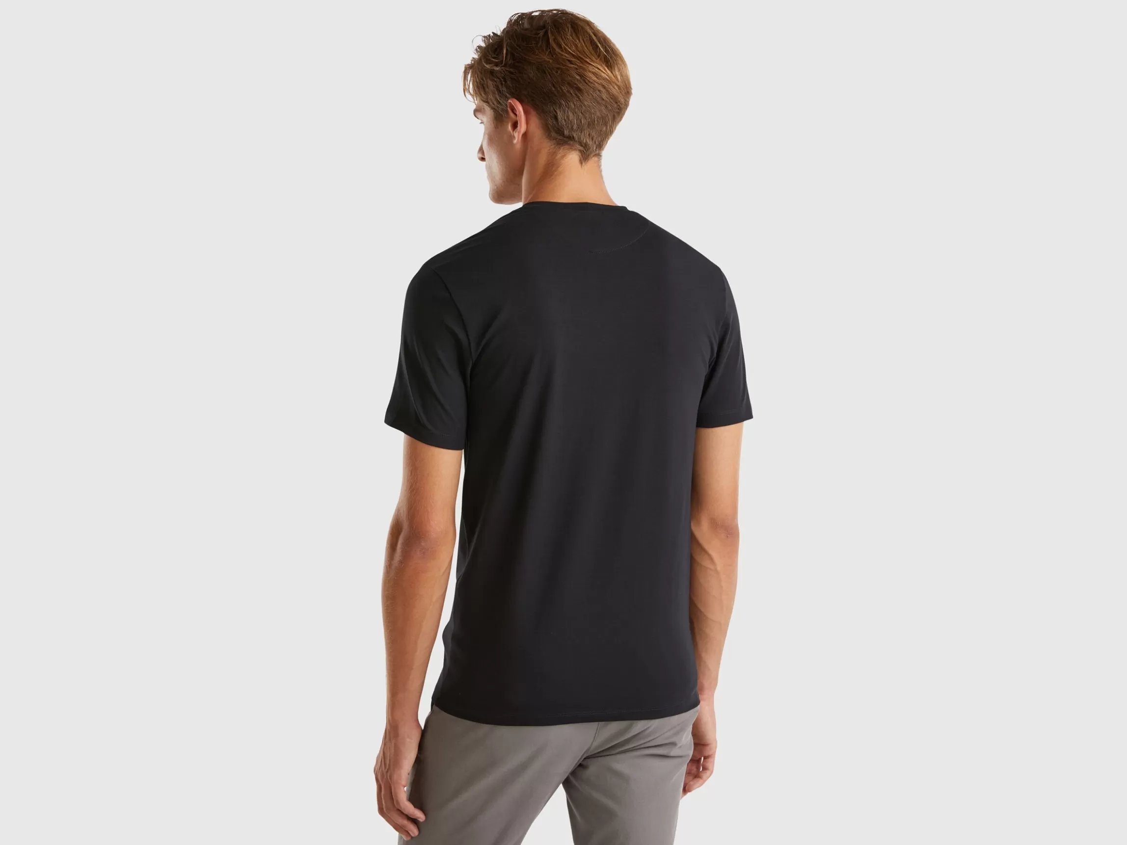 United Colors of Benetton Slim fit t-shirt in stretch cotton