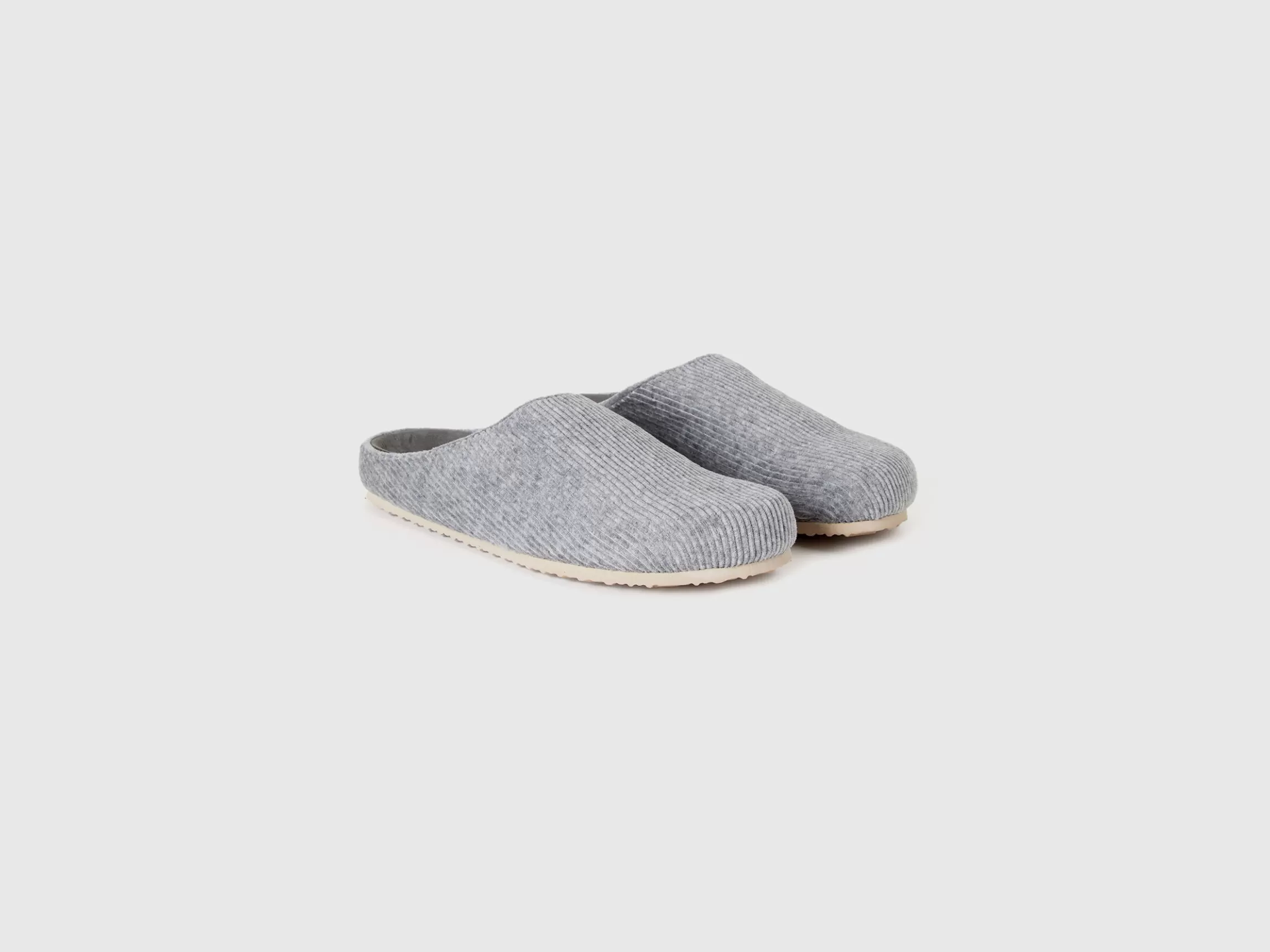 United Colors of Benetton Slippers in cotton blend