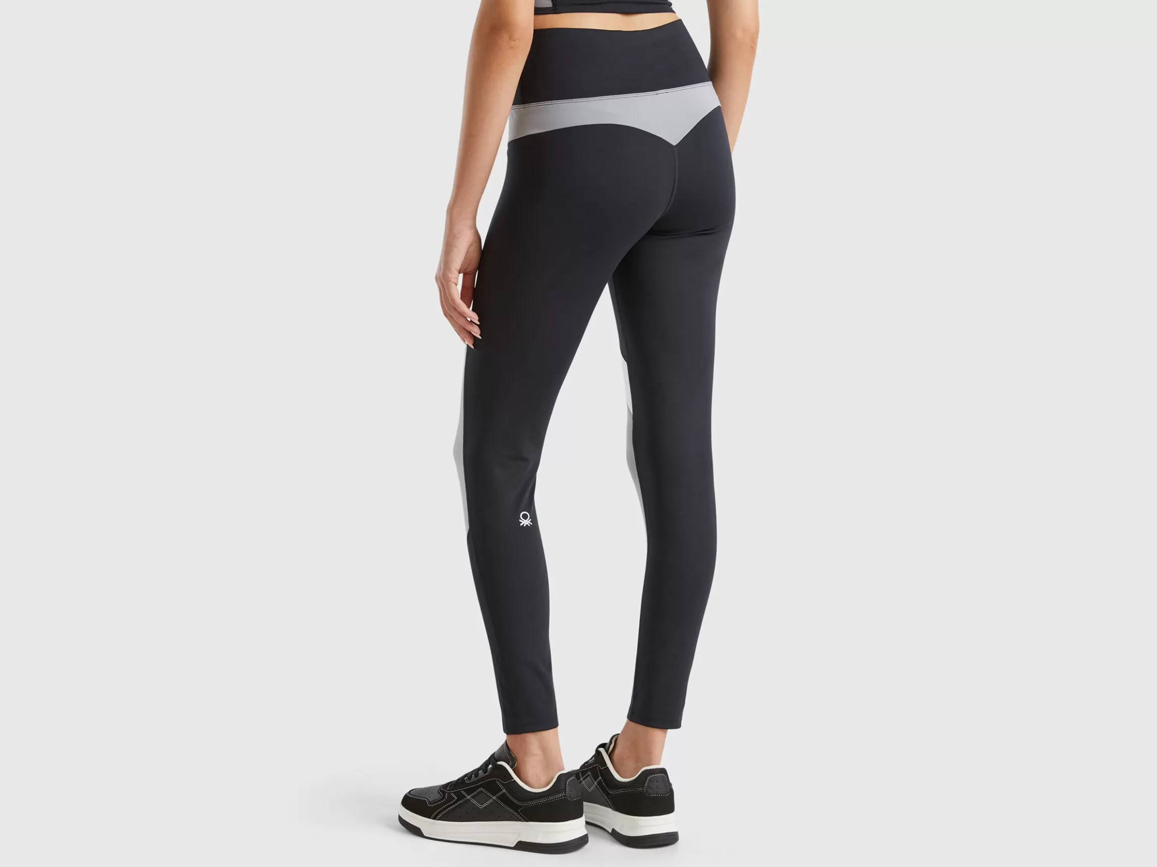 United Colors of Benetton Sports leggings with pocket