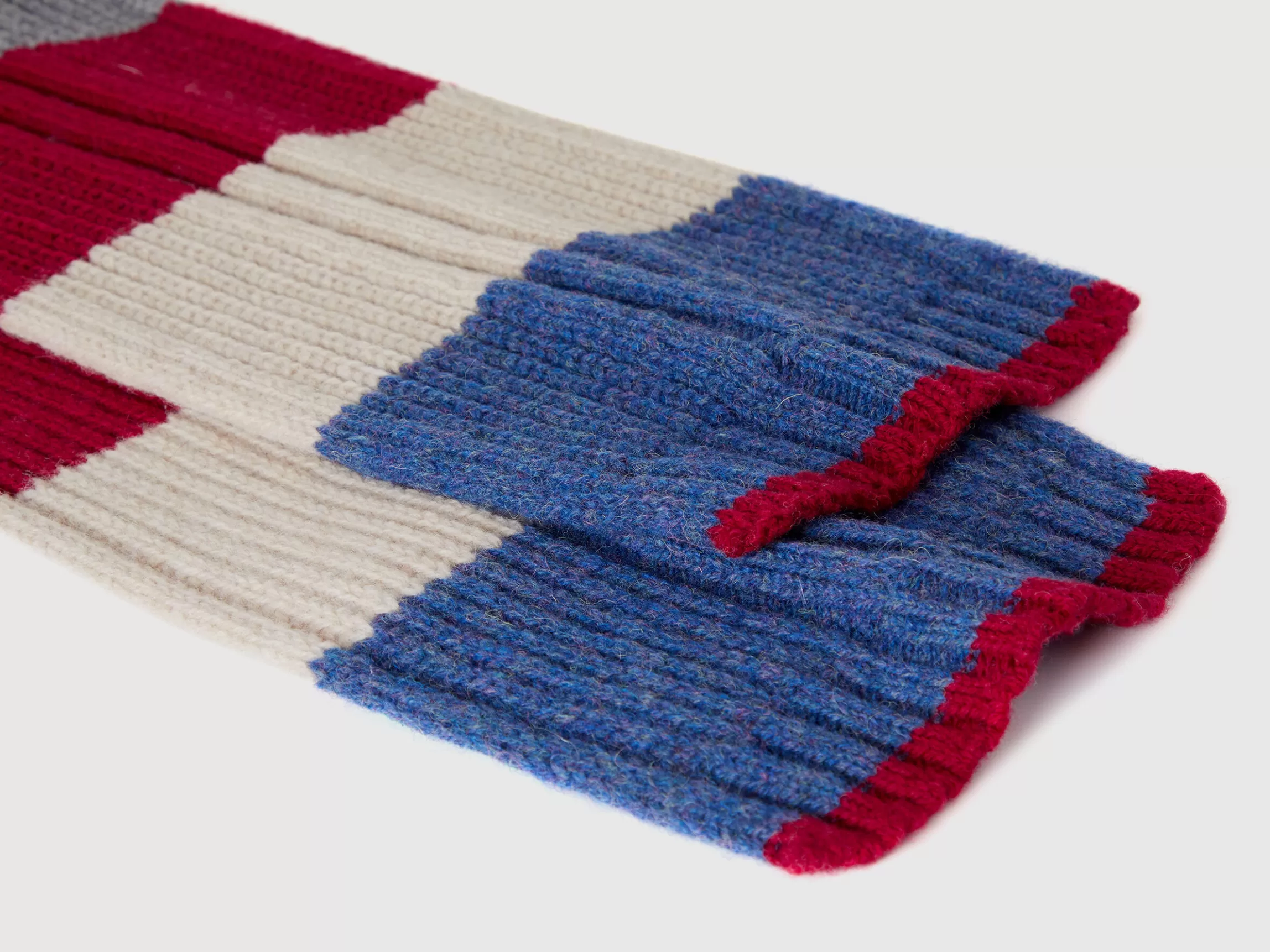 United Colors of Benetton Striped scarf in pure Shetland wool