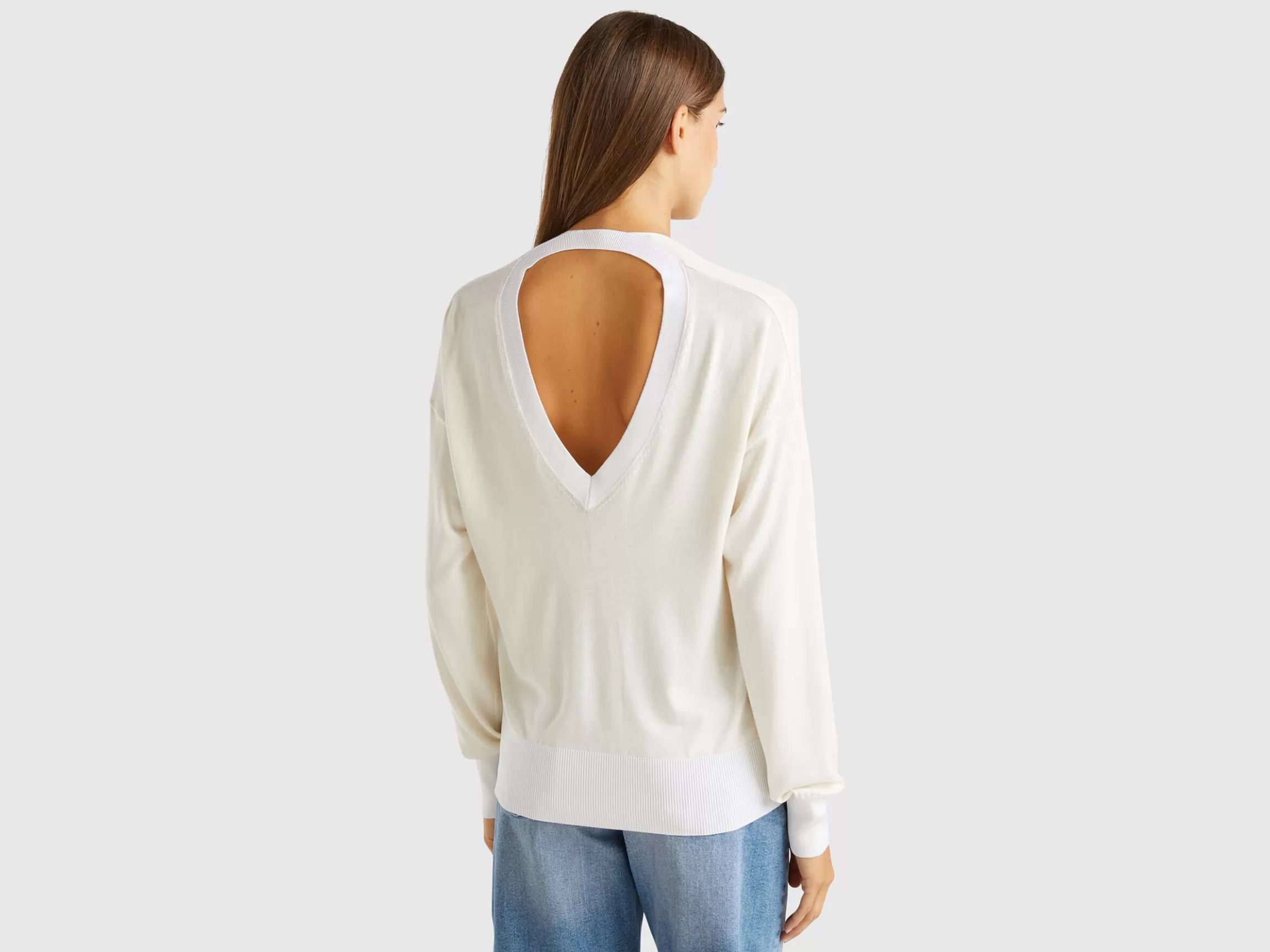 United Colors of Benetton Sweater with opening at back