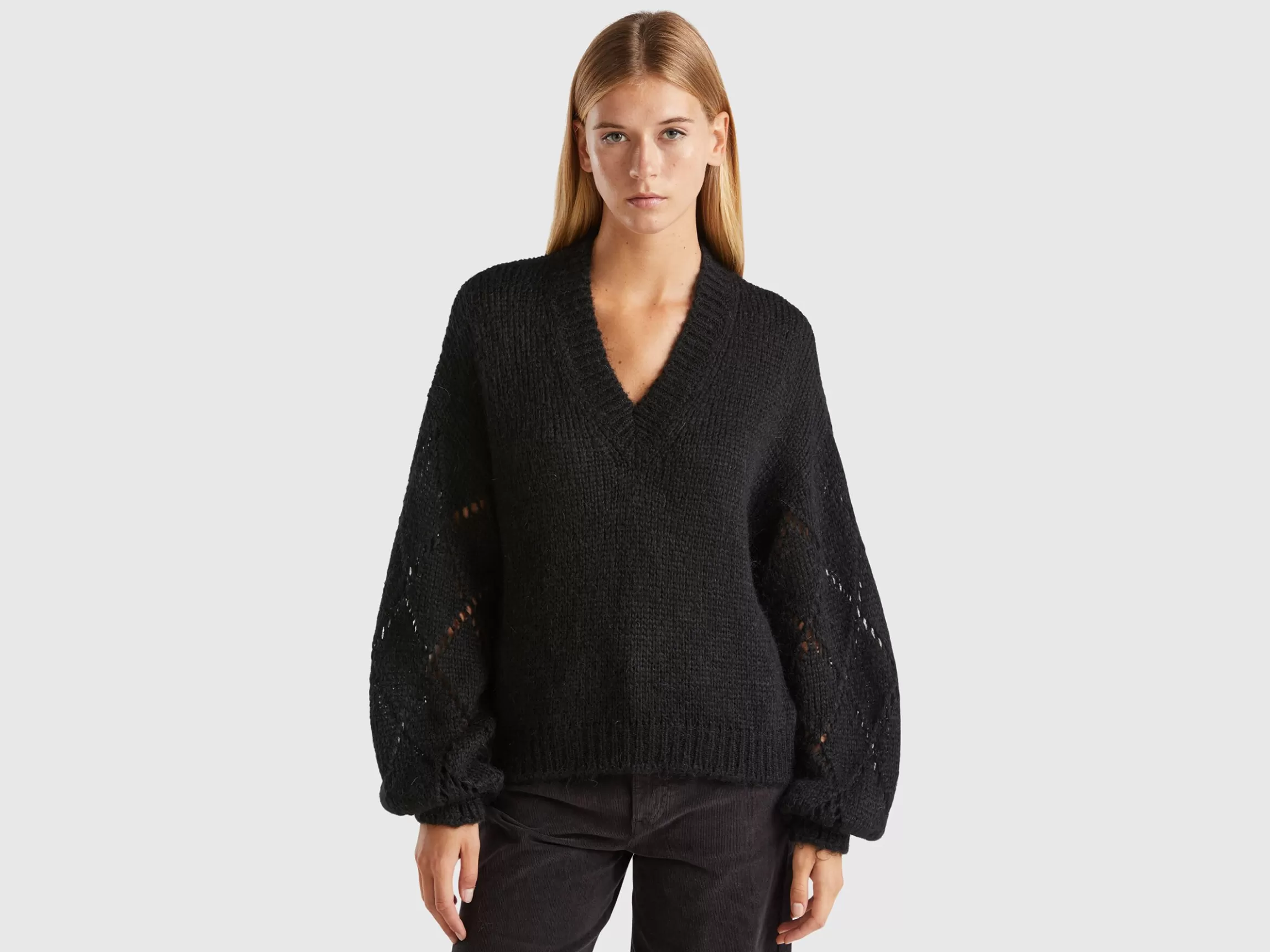 United Colors of Benetton Sweater with perforated sleeve