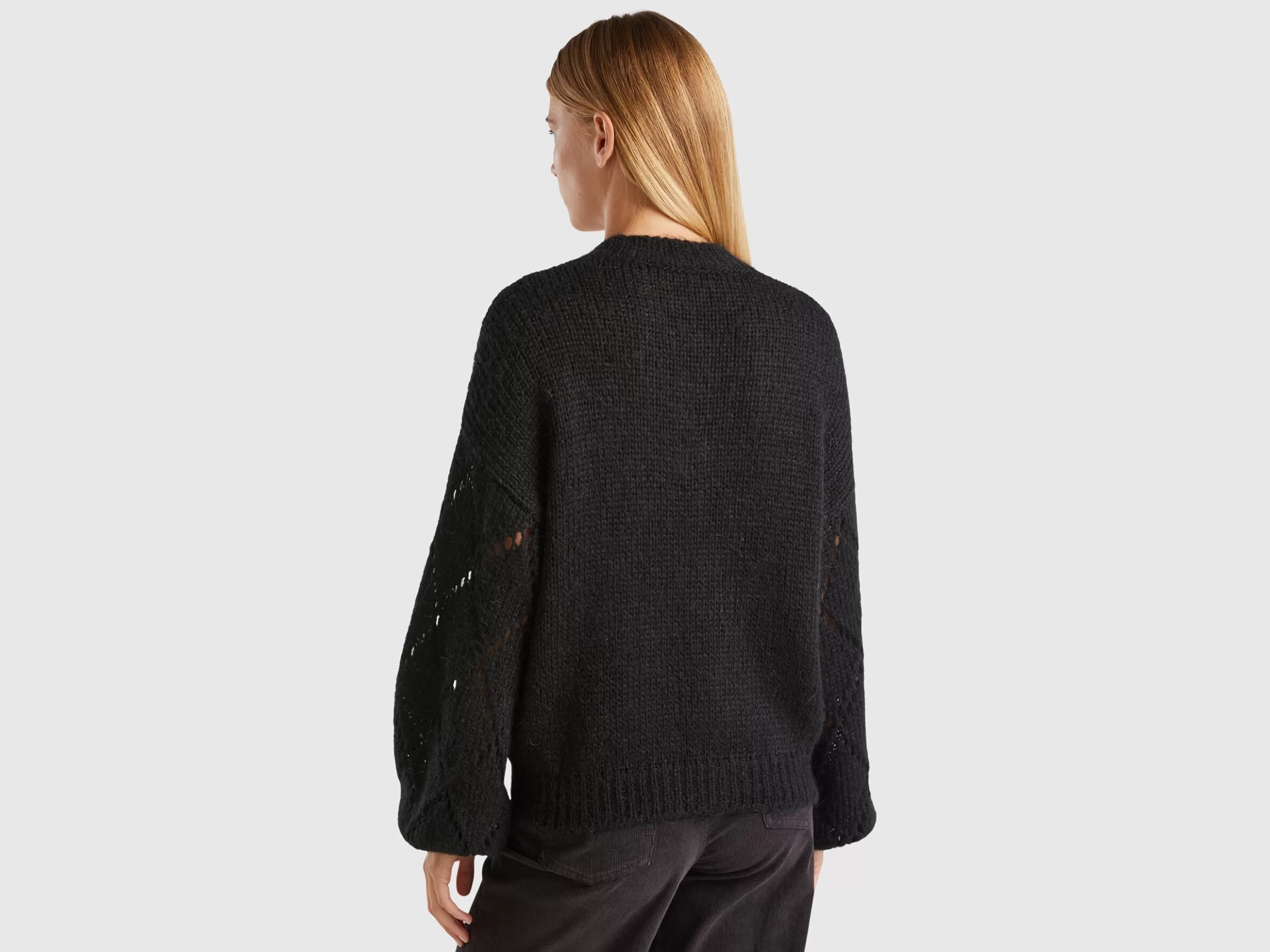 United Colors of Benetton Sweater with perforated sleeve