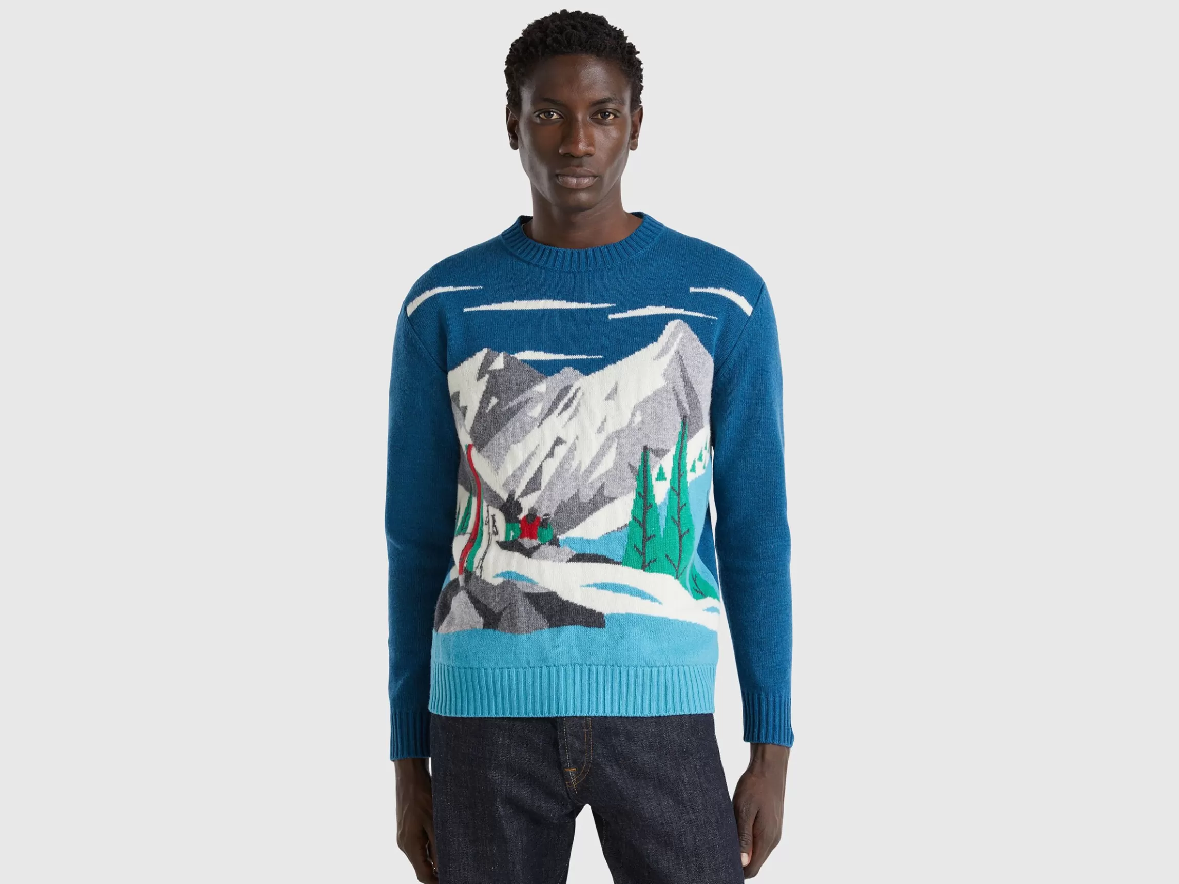 United Colors of Benetton Sweater with ski graphic