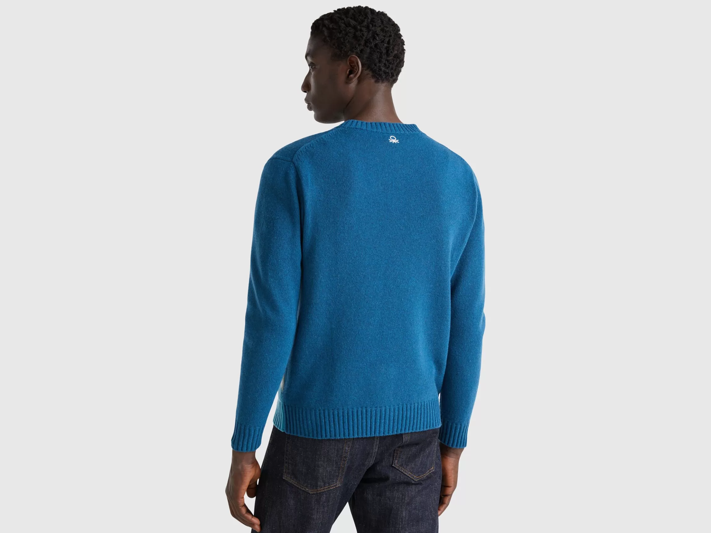 United Colors of Benetton Sweater with ski graphic