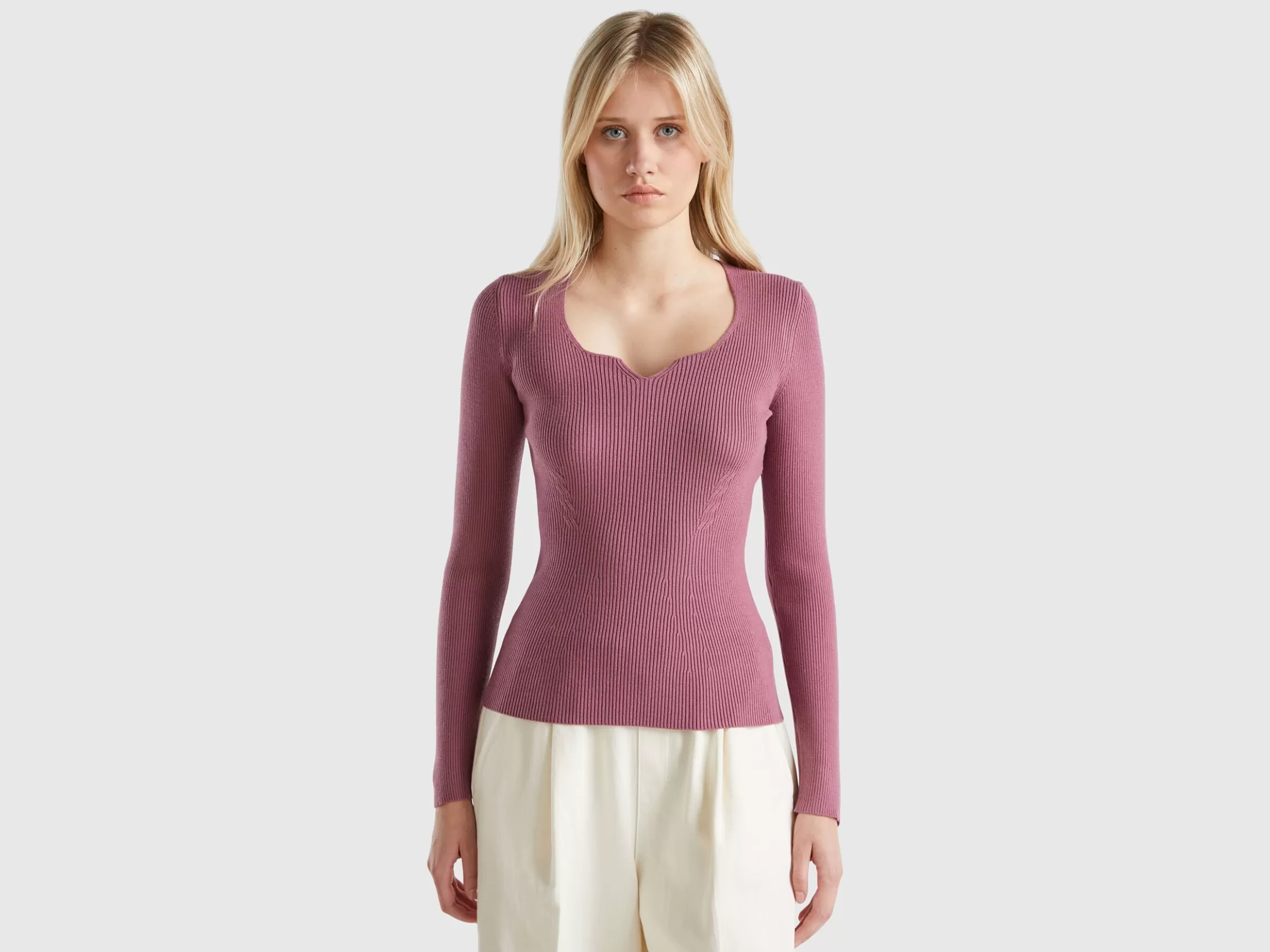 United Colors of Benetton Sweater with sweetheart neck