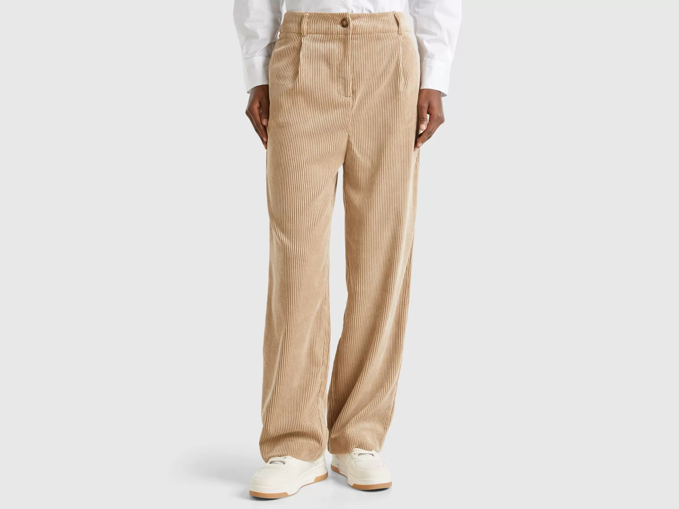 United Colors of Benetton Trousers in corduroy