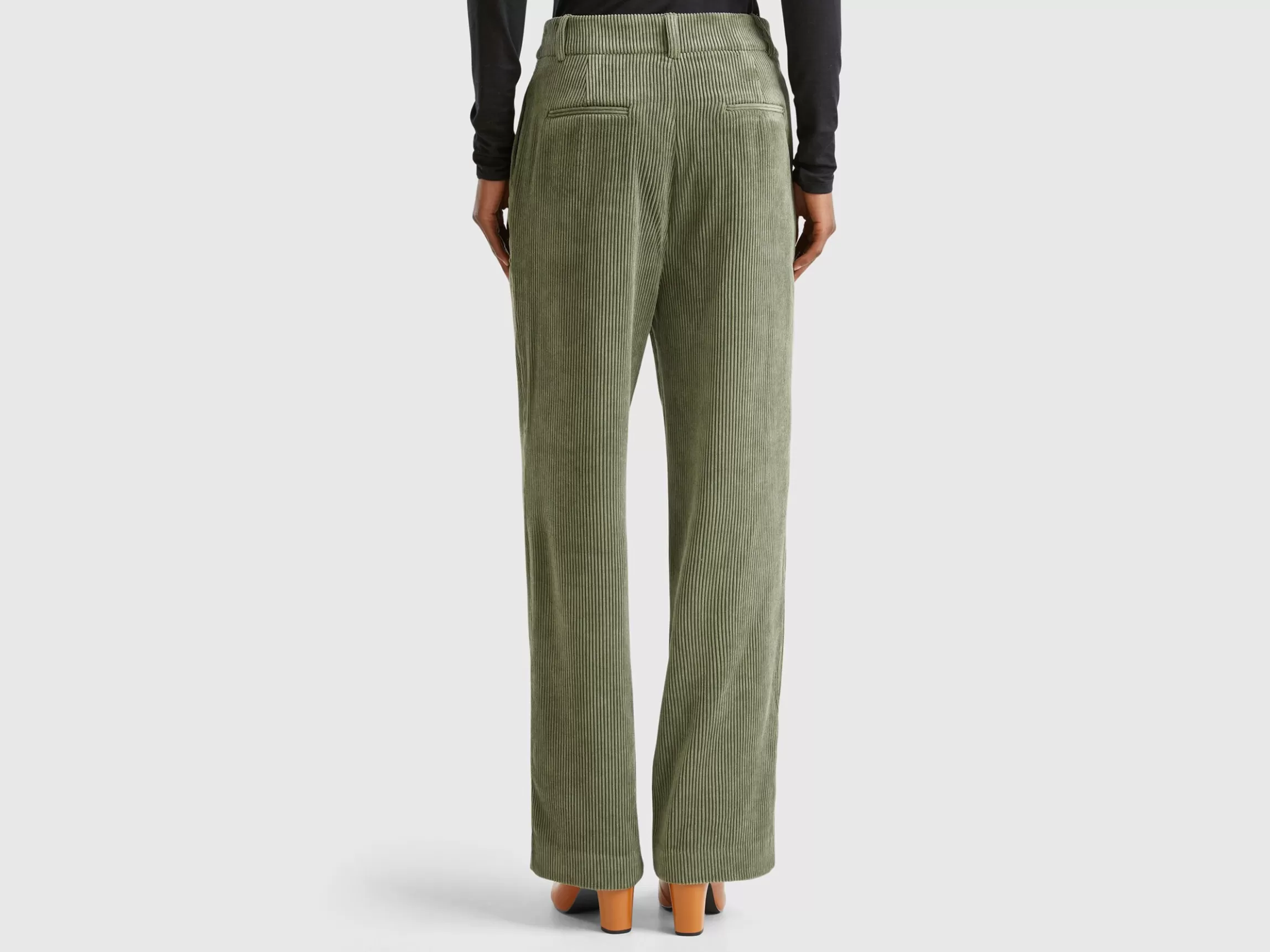 United Colors of Benetton Trousers in corduroy