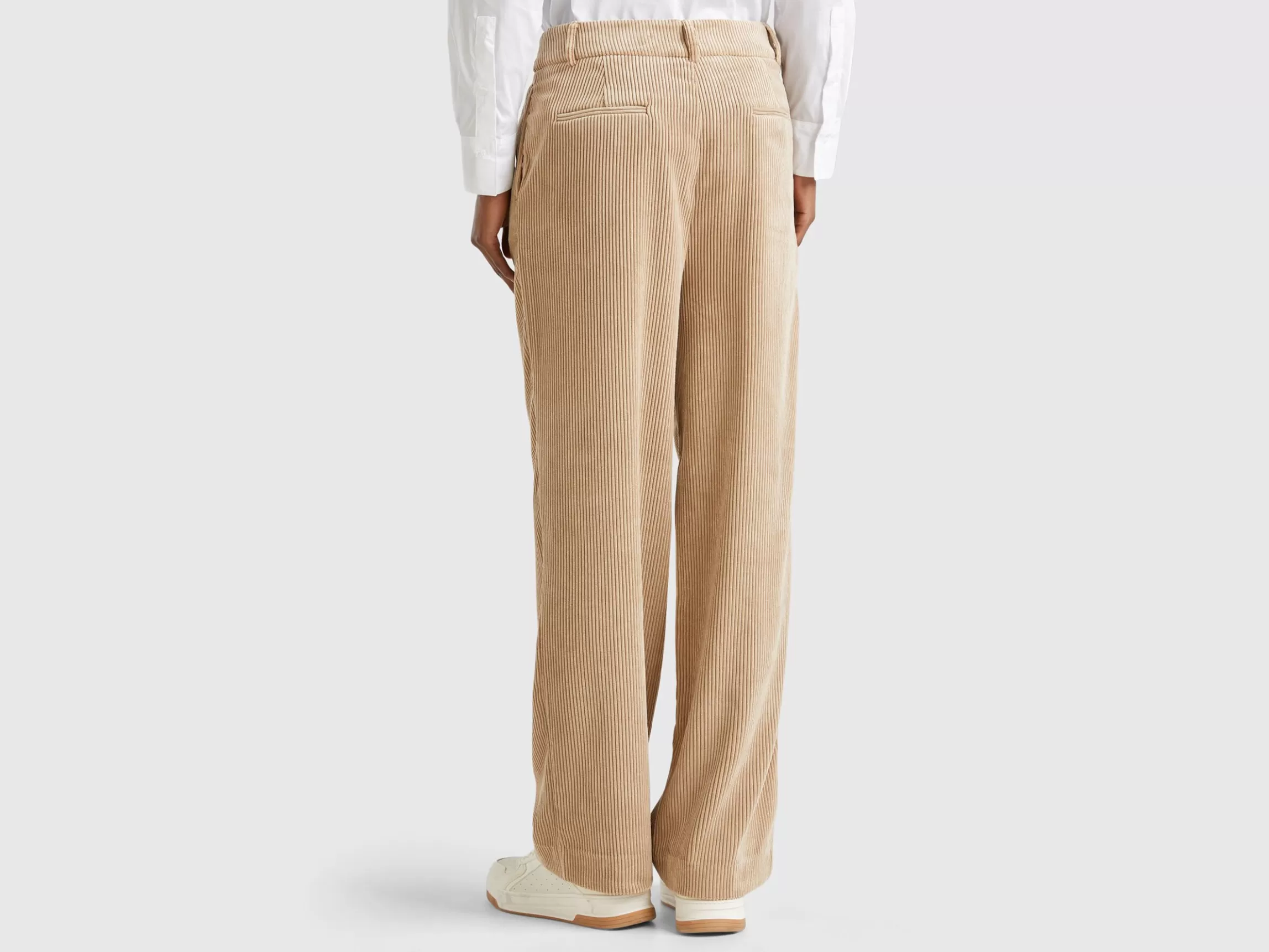 United Colors of Benetton Trousers in corduroy