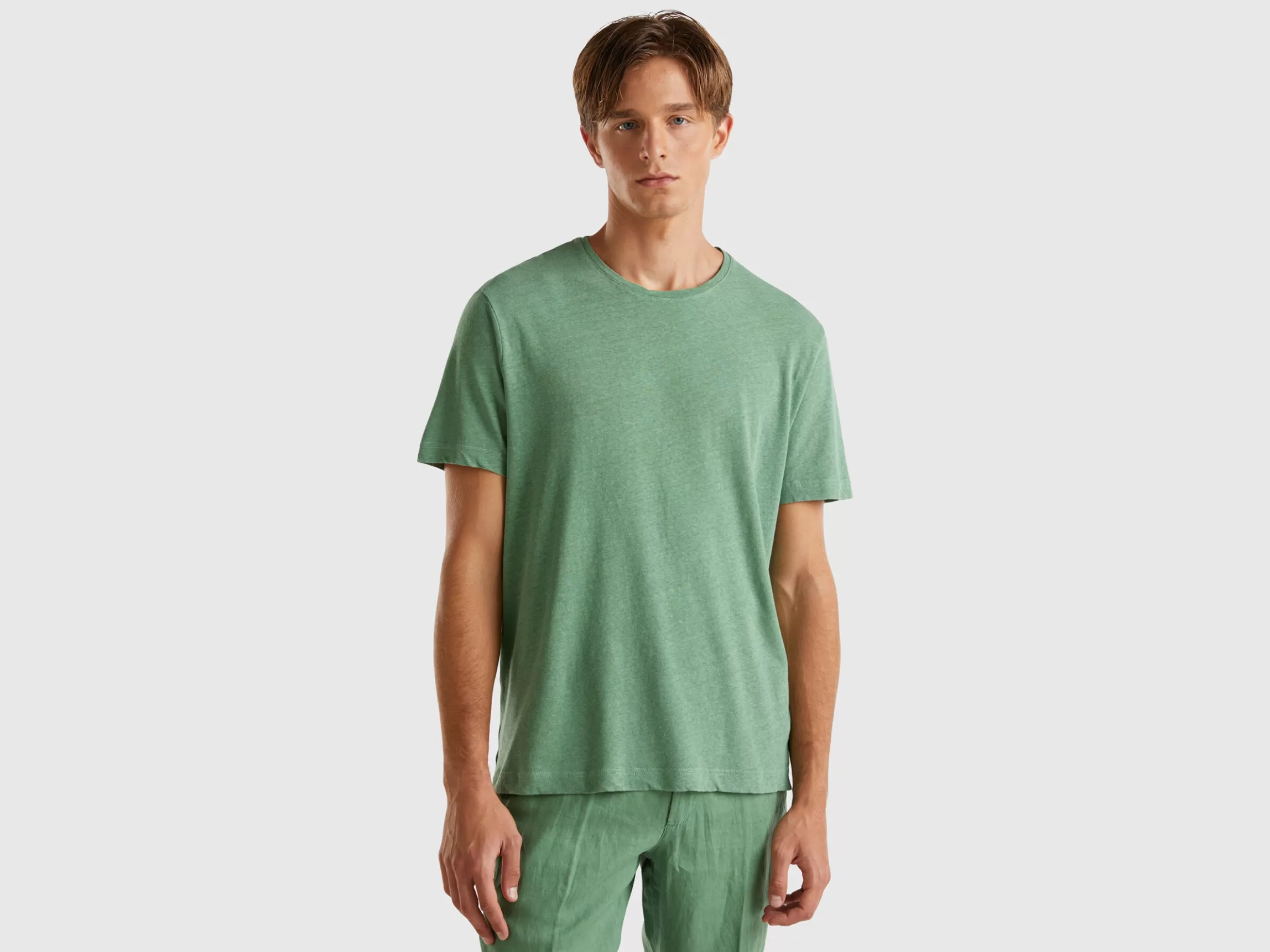 United Colors of Benetton T-shirt in linen blend