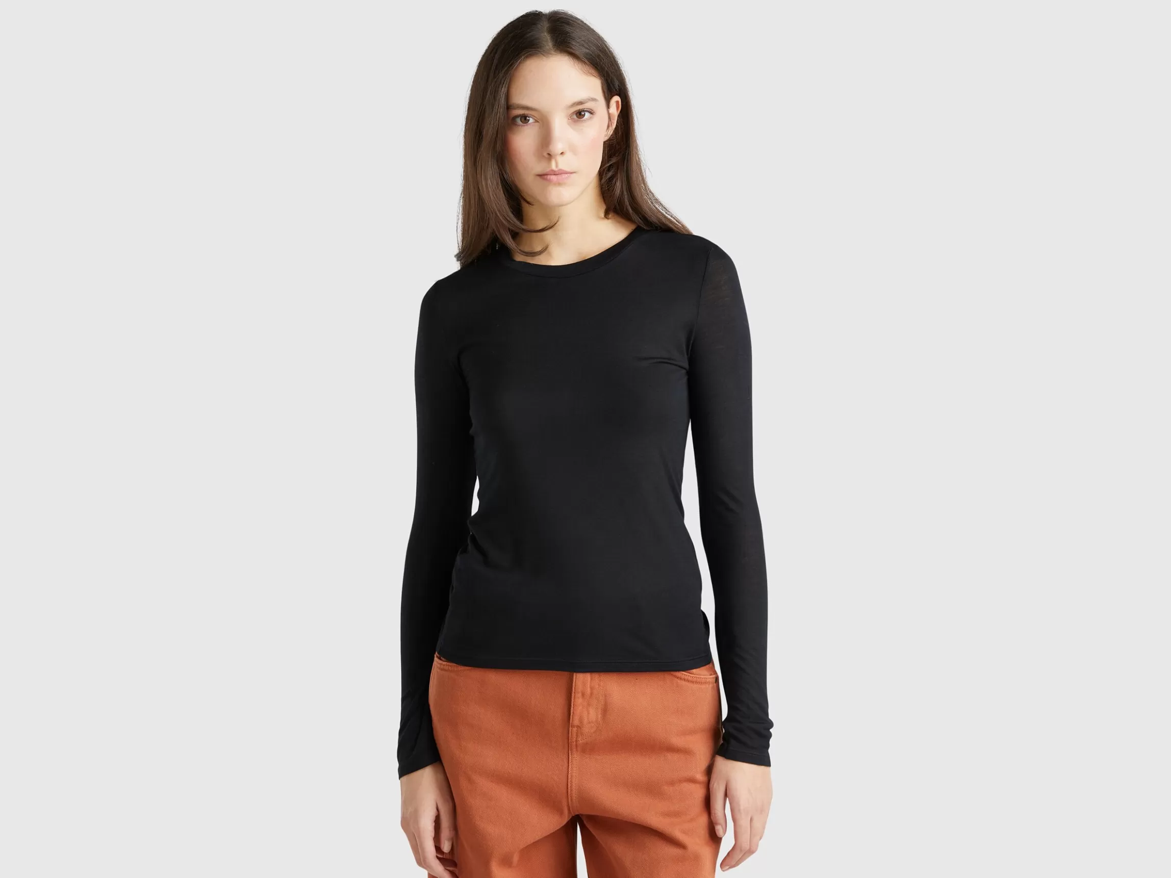 United Colors of Benetton T-shirt in viscose and cashmere blend