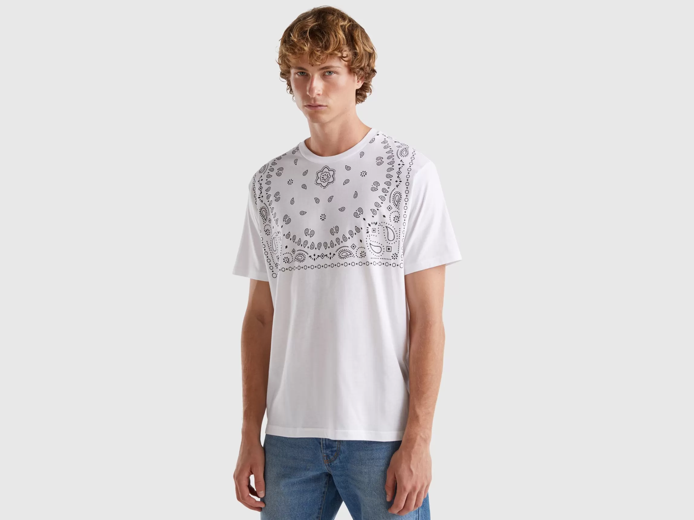 United Colors of Benetton T-shirt with bandana print