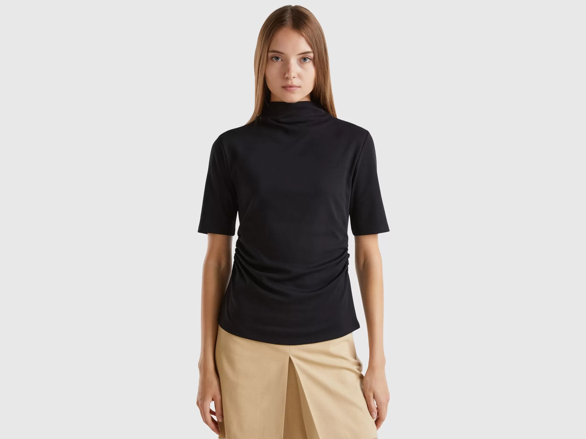 United Colors of Benetton T-shirt with funnel neck in organic cotton