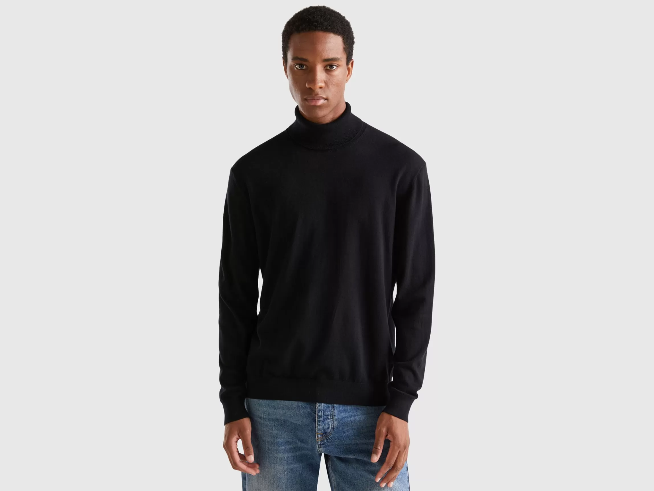 United Colors of Benetton Turtleneck in lightweight cotton blend