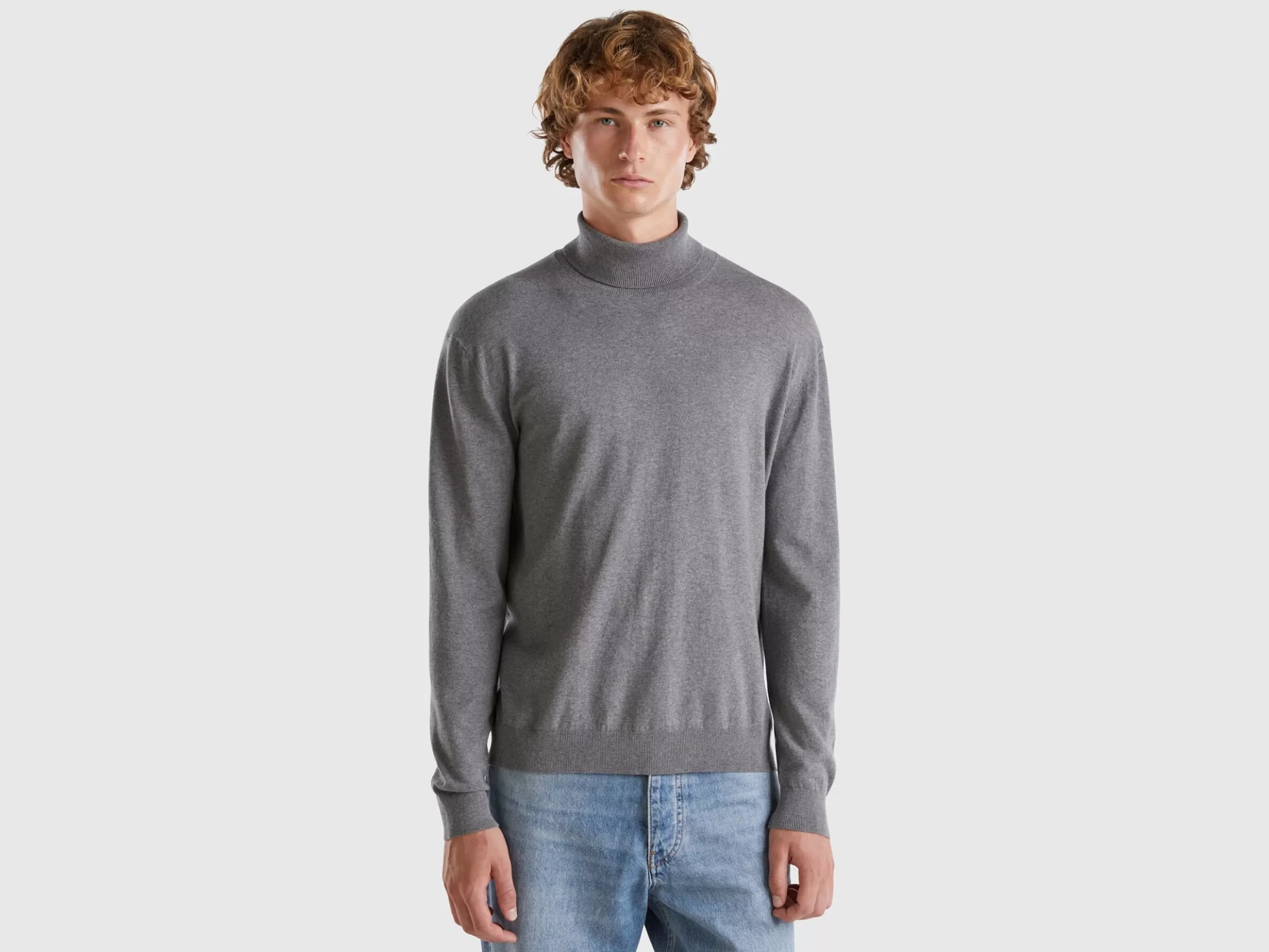 United Colors of Benetton Turtleneck in lightweight cotton blend