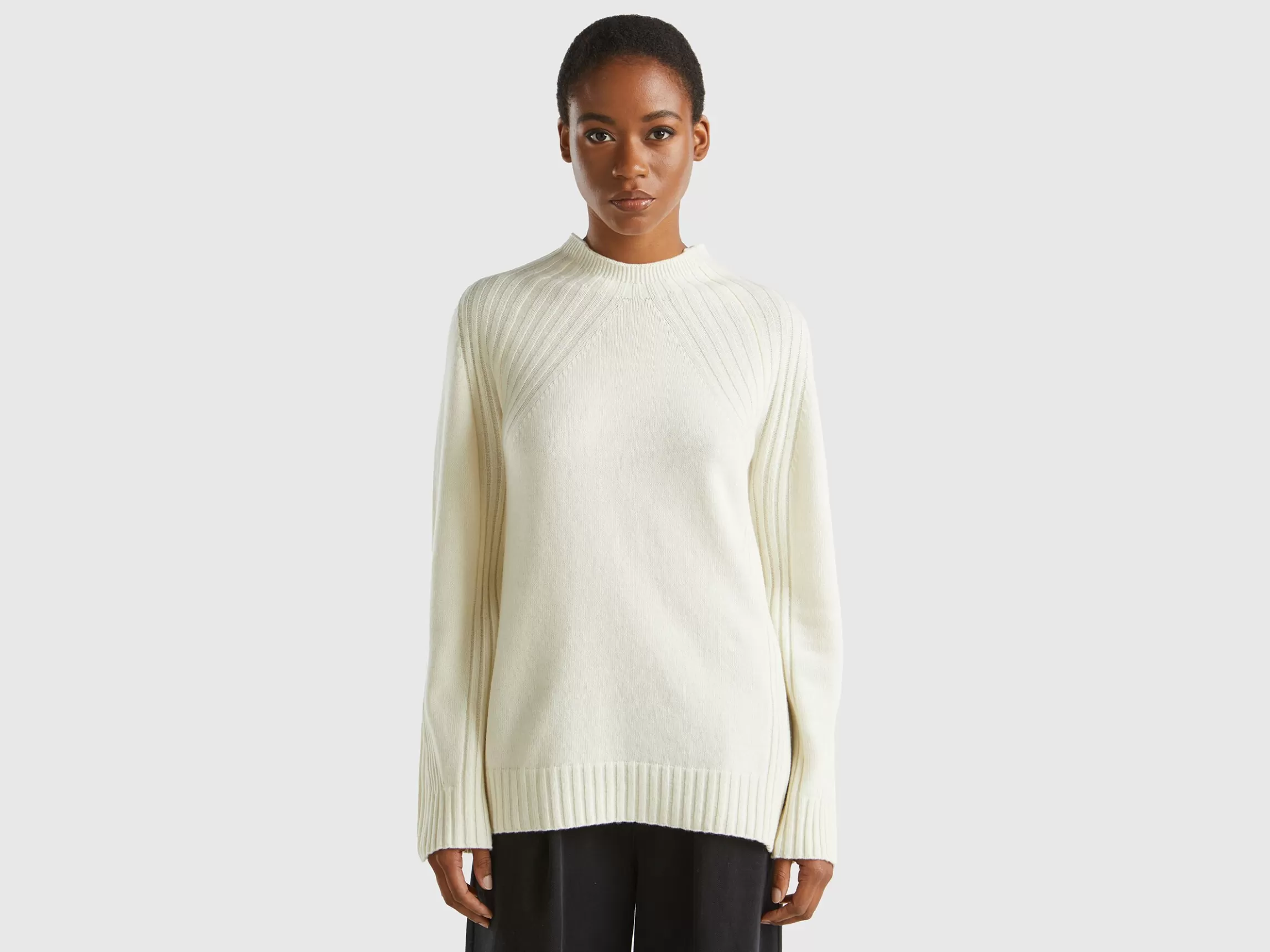 United Colors of Benetton Turtleneck sweater with slits