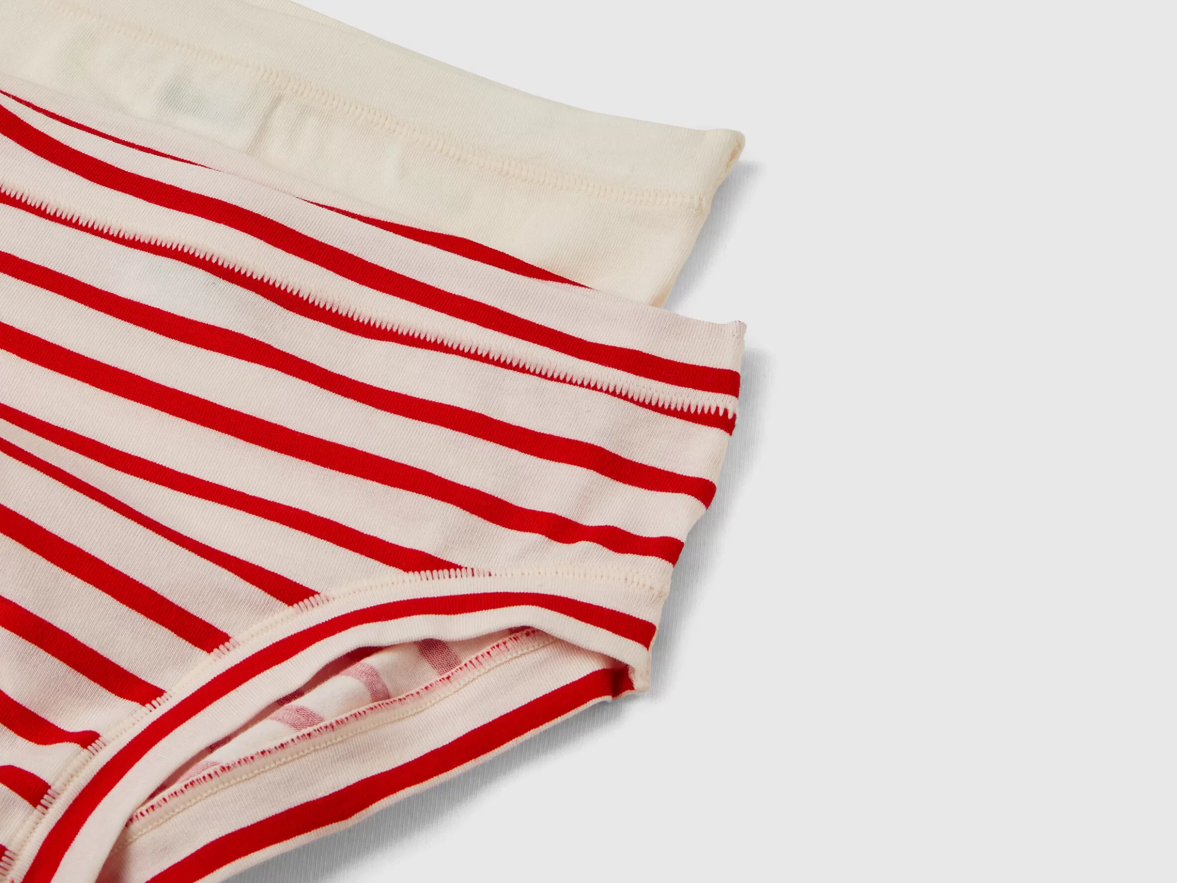 United Colors of Benetton Two pairs of underwear in stretch organic cotton blend