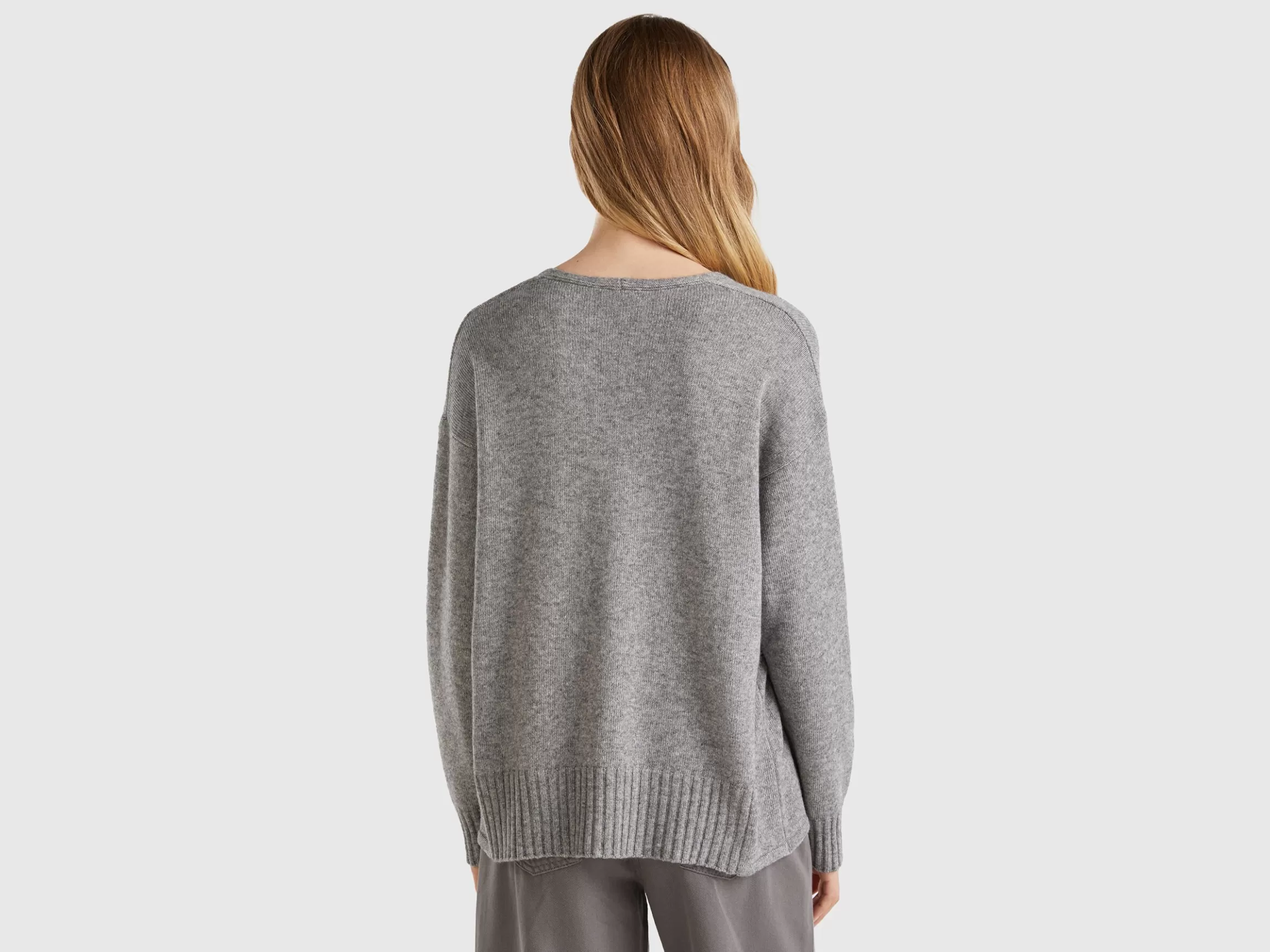 United Colors of Benetton V-neck sweater in wool blend