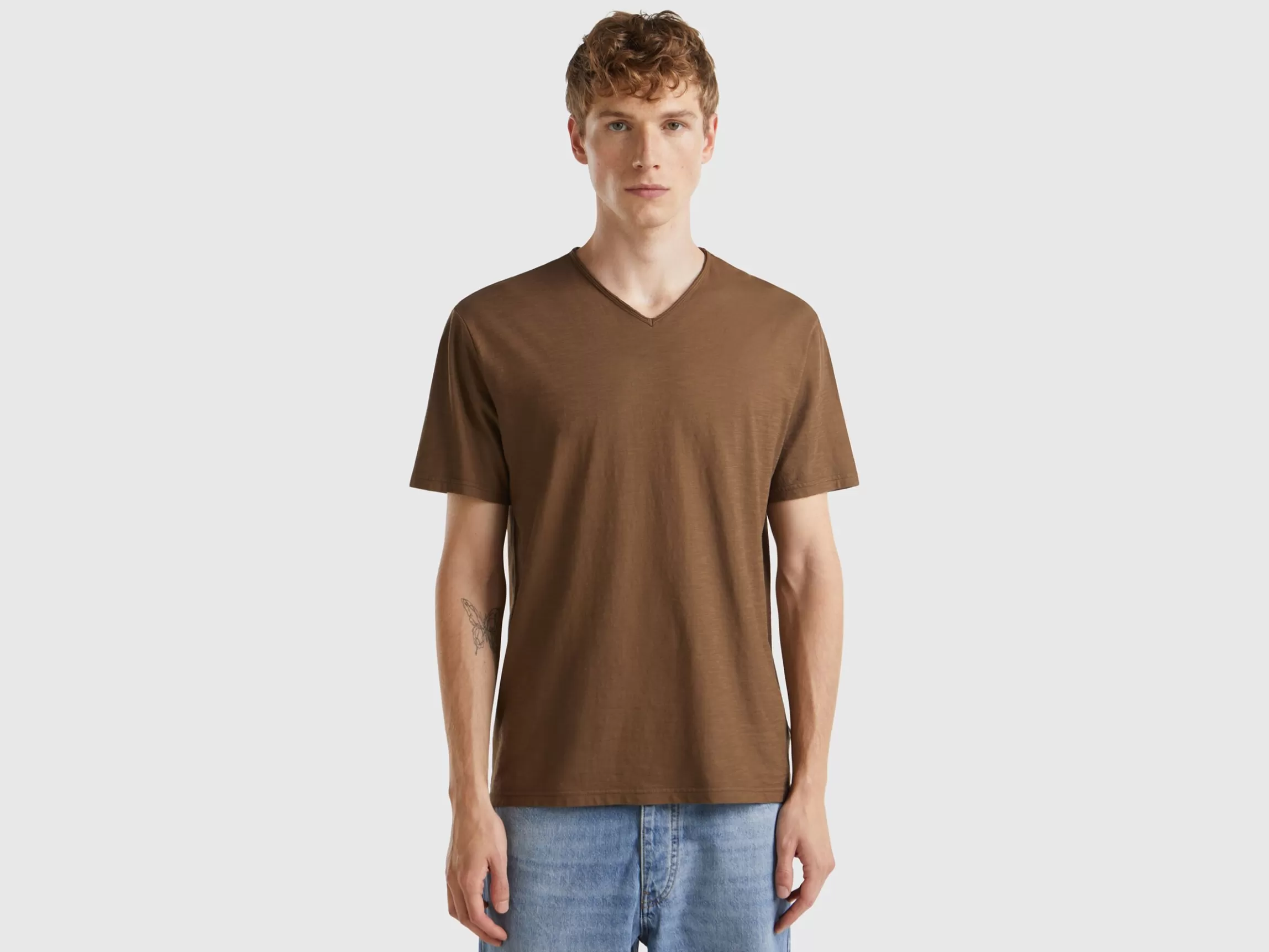 United Colors of Benetton V-neck t-shirt in 100% cotton