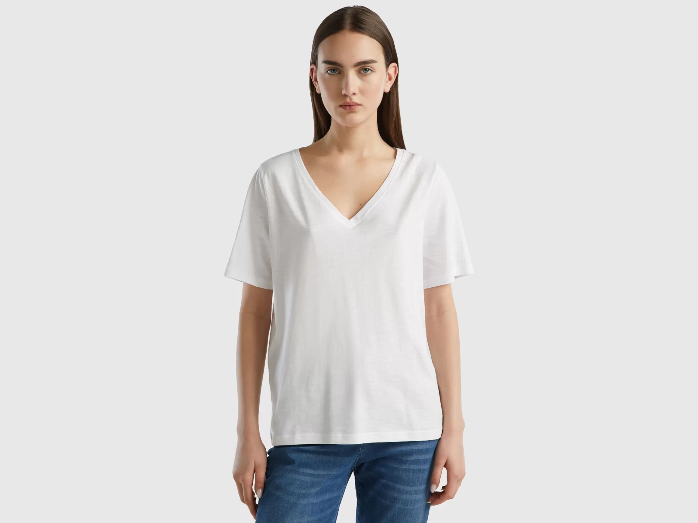 United Colors of Benetton V-neck t-shirt in slub cotton