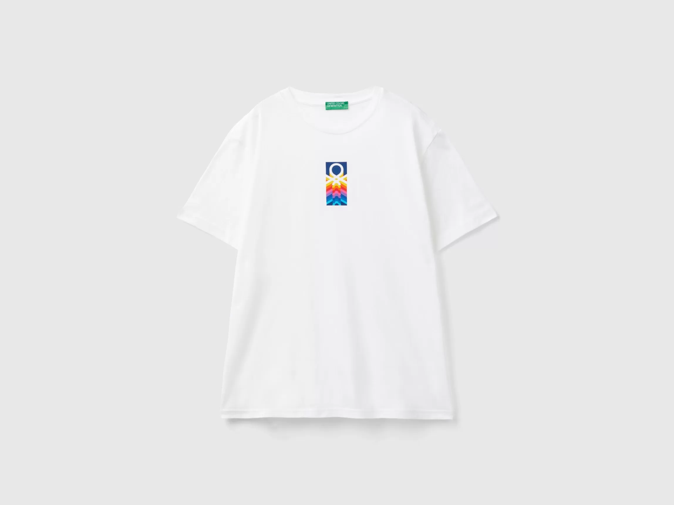 United Colors of Benetton t-shirt in organic cotton with multicolored logo